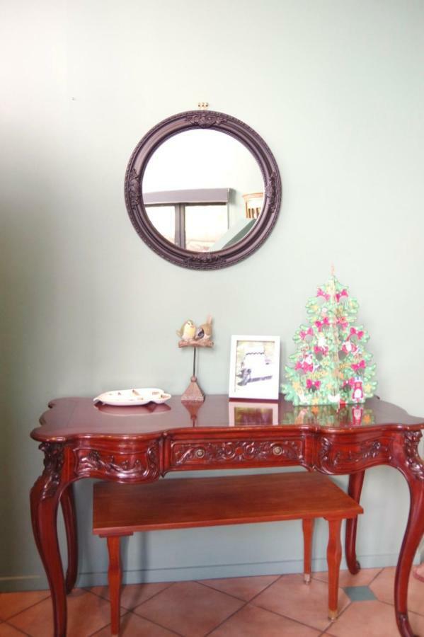 Hamilton East Homestay Екстер'єр фото
